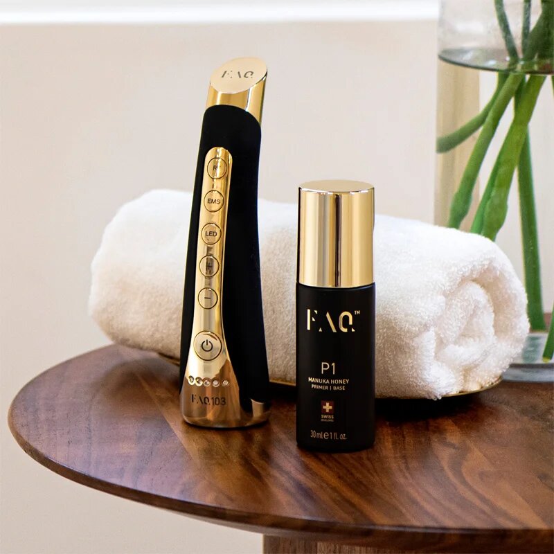 FOREO FAQ™ P1 Manuka Honey Primer intenzivní hydratační a revitalizační krém proti vráskám 30 ml