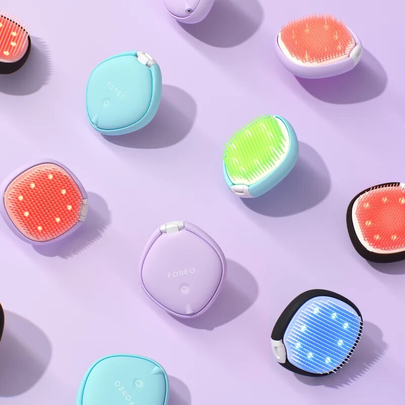 FOREO FLIP™ Play Advanced 3-in-1 hřeben na vlasy s LED podsvícením Ice Ice Baby 1 ks