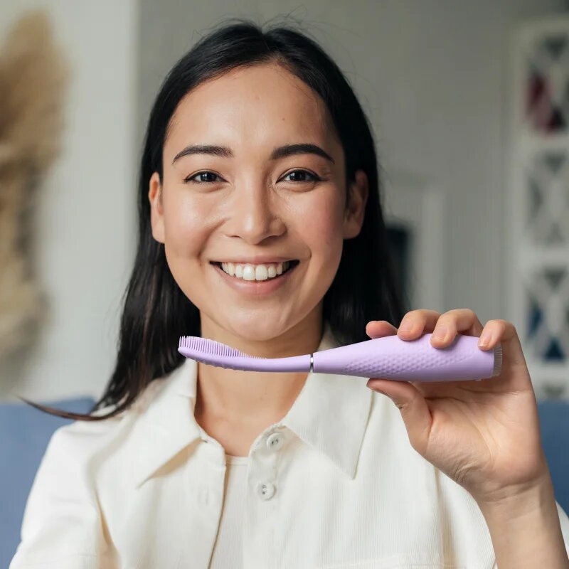 FOREO ISSA™ 4 Plus elektrický zubní kartáček Lavender 1 ks
