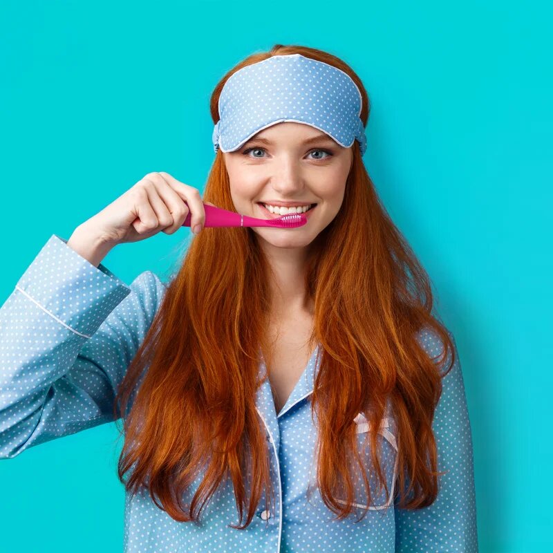 FOREO ISSA™ 4 Smile elektrický zubní kartáček od 5 let Wild Strawberry 1 ks