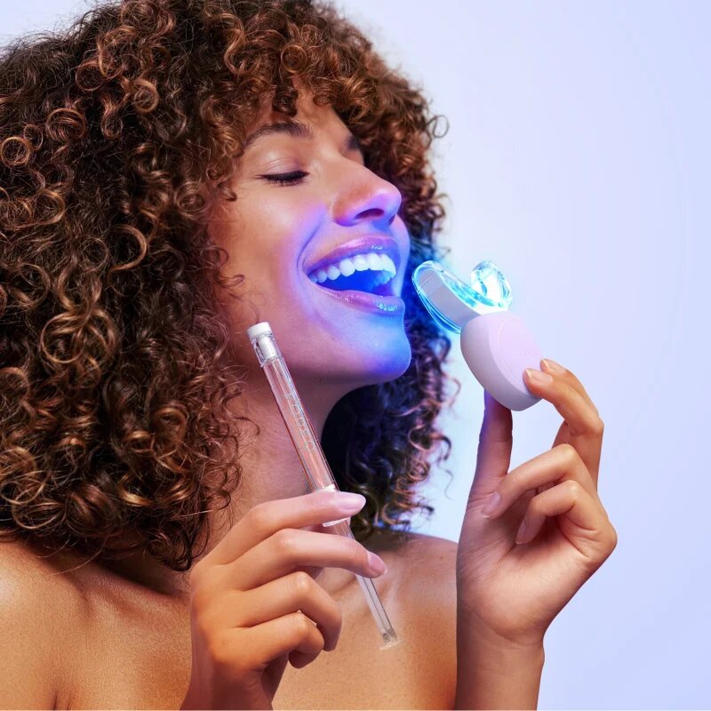 FOREO ISSA™ Teeth Whitening Set sada pro bělení zubů