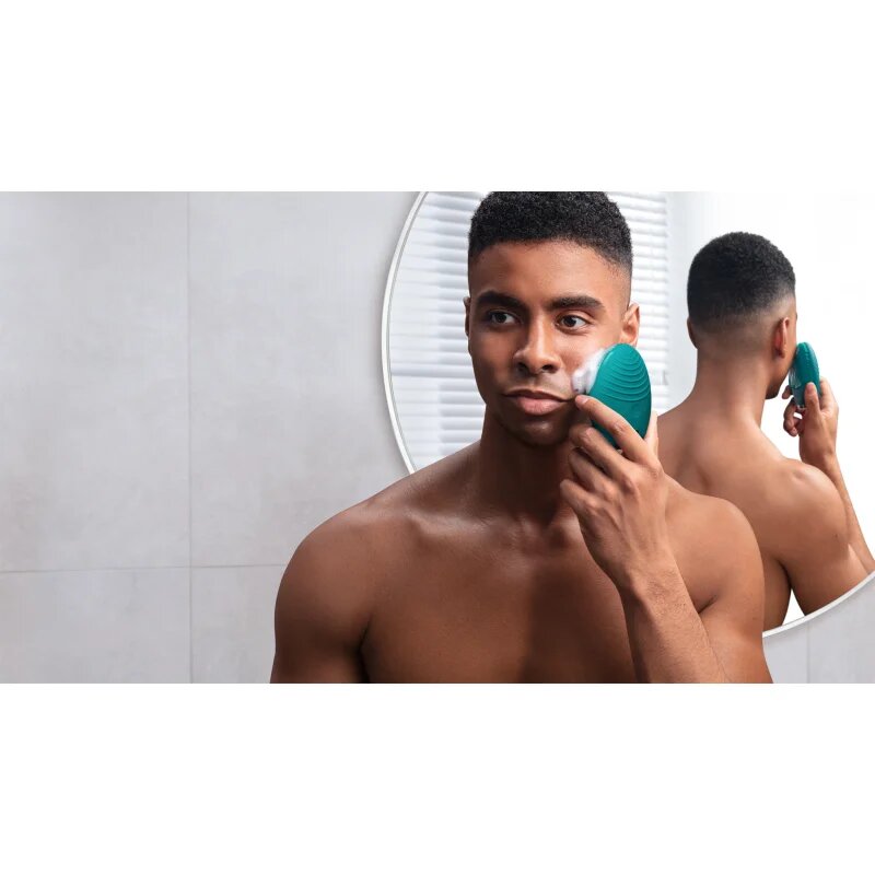 FOREO LUNA™4 Men masážní přístroj na čištění a zpevnění obličeje pro muže 1 ks