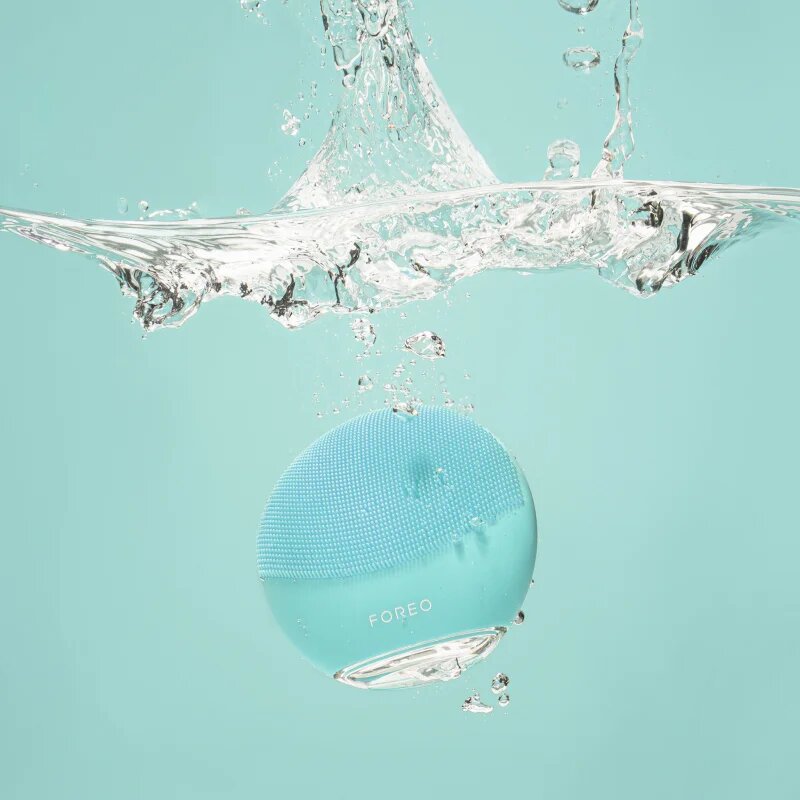 FOREO LUNA™4 Mini čisticí přístroj na obličej Arctic Blue