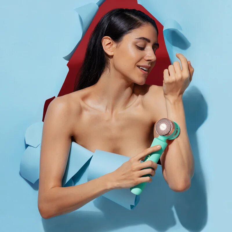 FOREO PEACH™ 2 IPL systém prevence růstu nových chloupků Mint 1 ks