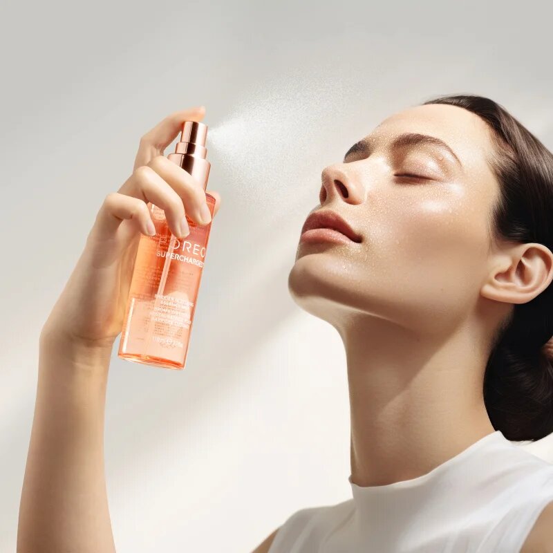 FOREO SUPERCHARGED Barrier Restoring Essence Mist esenciální mlha na obličej pro obnovu kožní bariéry 110 ml