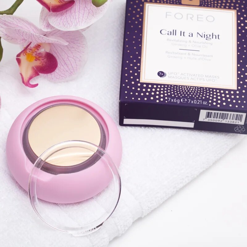 FOREO UFO™ Call It a Night noční revitalizační maska pro obnovu pleti s vyživujícím účinkem 7x6 g