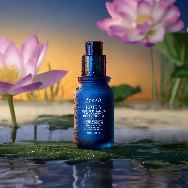 fresh Lotus Youth Preserve Resurfacing Dream Serum noční sérum s AHA kyselinami 30 ml