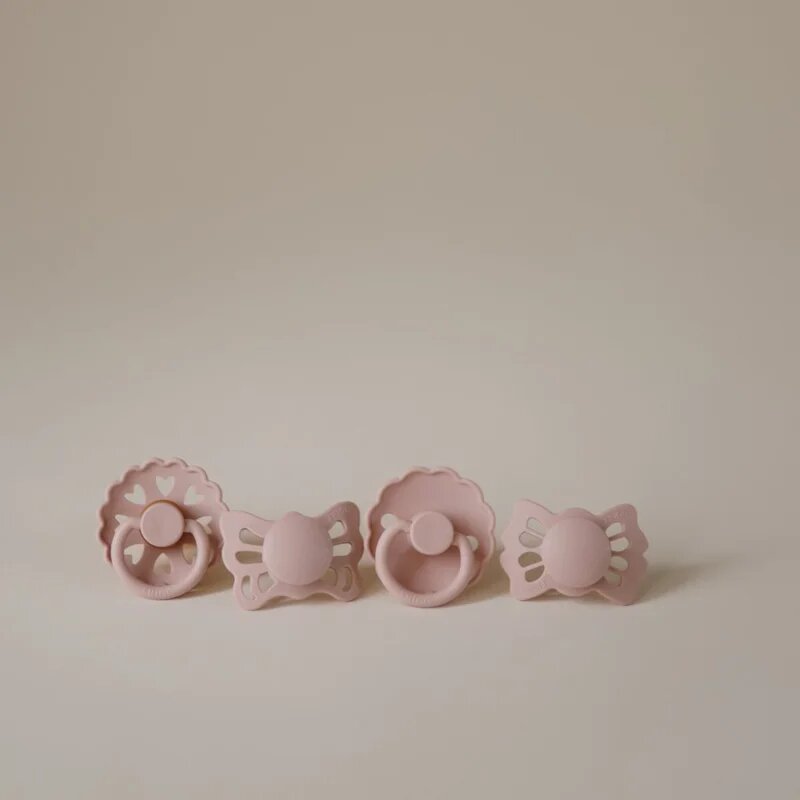 FRIGG Baby's First Pacifier​ Floral heart dudlík Blush