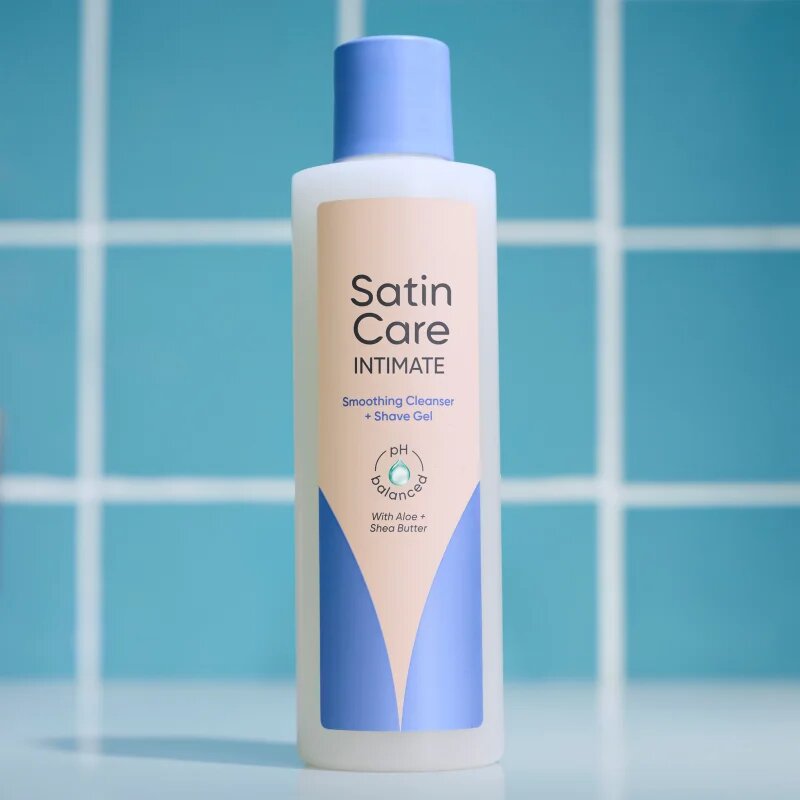 Gillette Satin Care Intimate mycí a holicí gel 2 v 1 190 ml