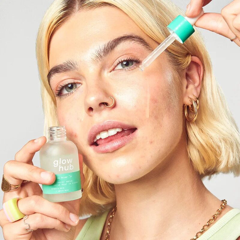 Glow Hub The Glow Giver rozjasňující pleťové sérum s kyselinou glykolovou 30 ml