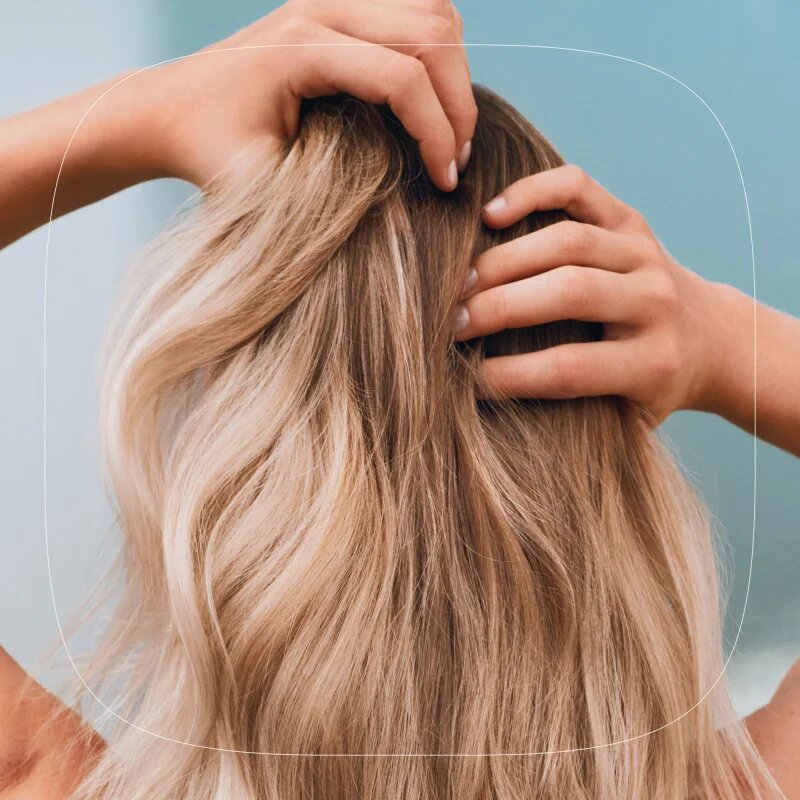 Goldwell Dualsenses Blondes & Highlights 60Sec Treatment intenzivní regenerační péče pro blond a melírované vlasy 200 ml