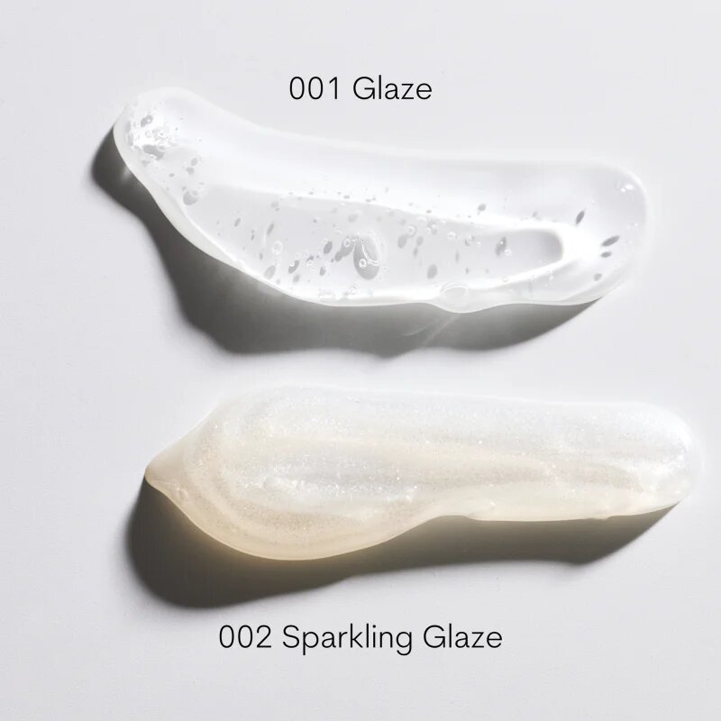 GOSH COPENHAGEN Soft'n Clear Lip Balm vyživující lesk na rty odstín 002 Sparkling Glaze 8 ml