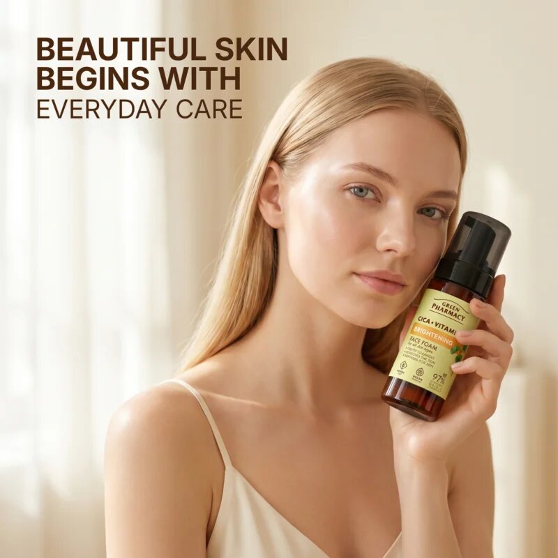 Green Pharmacy Cica + Vitamin C rozjasňující čisticí pěna 150 ml
