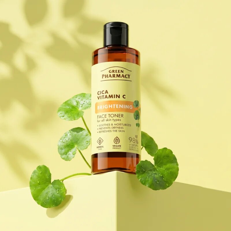 Green Pharmacy Cica + Vitamin C rozjasňující tonikum 200 ml