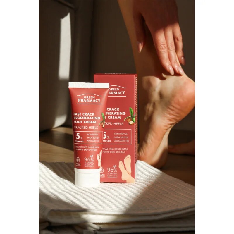 Green Pharmacy Foot Care Regenrating Fast Crack Foot Cream regenerační krém na popraskaná chodidla 75 ml