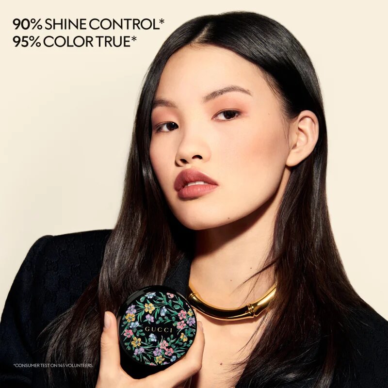 Gucci Beauty Eternité de Beauté dlouhotrvající make-up v houbičce SPF 35 odstín 10 14 g