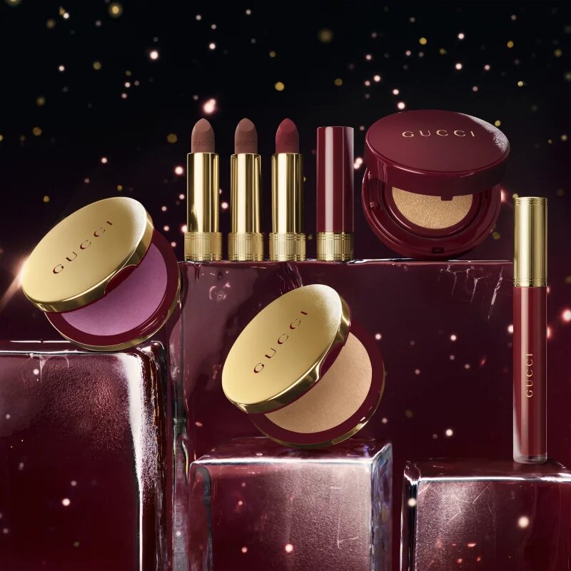 Gucci Beauty Holiday Cushion de Beauté kompaktní make-up SPF 20 odstín 02 14 g