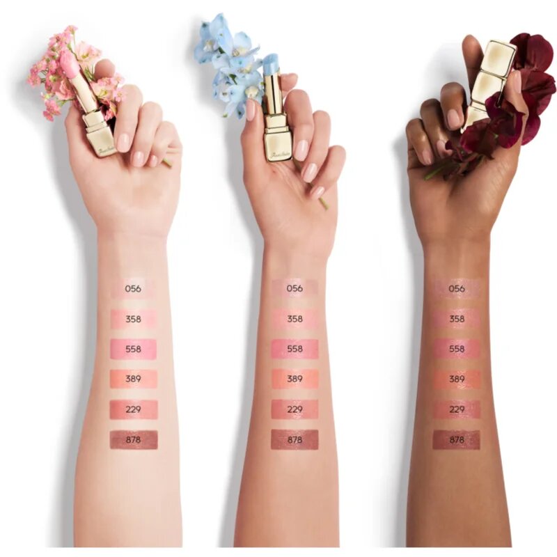 GUERLAIN KissKiss Bee Glow vyživující a hydratační balzám na rty odstín 389 Pearly Peach 3.2 g