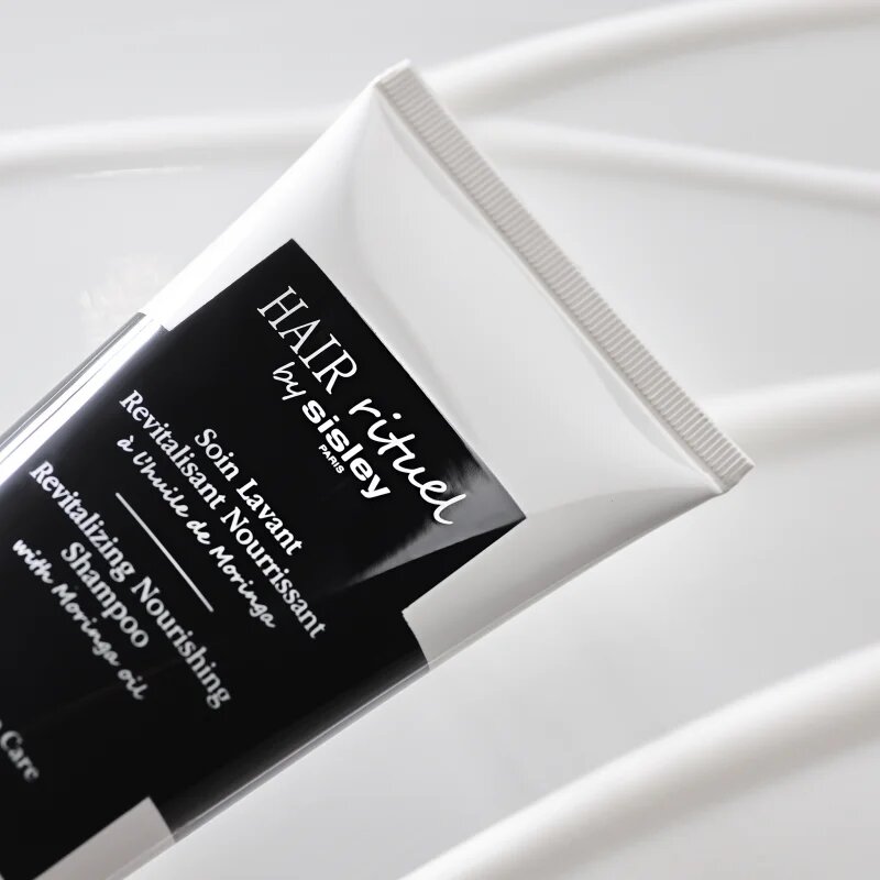 Hair Rituel by Sisley Revitalizing Nourishing Shampoo vyživující šampon s revitalizačním účinkem 200 ml
