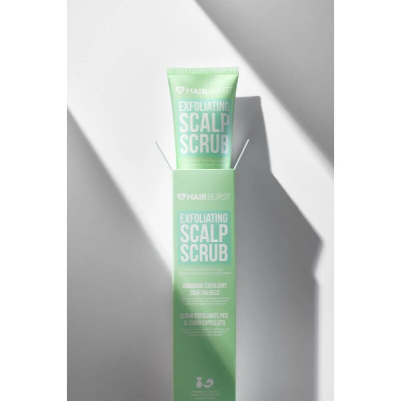 Hairburst Exfoliating Scalp Scrub vlasový peeling pro podporu růstu vlasů 150 ml