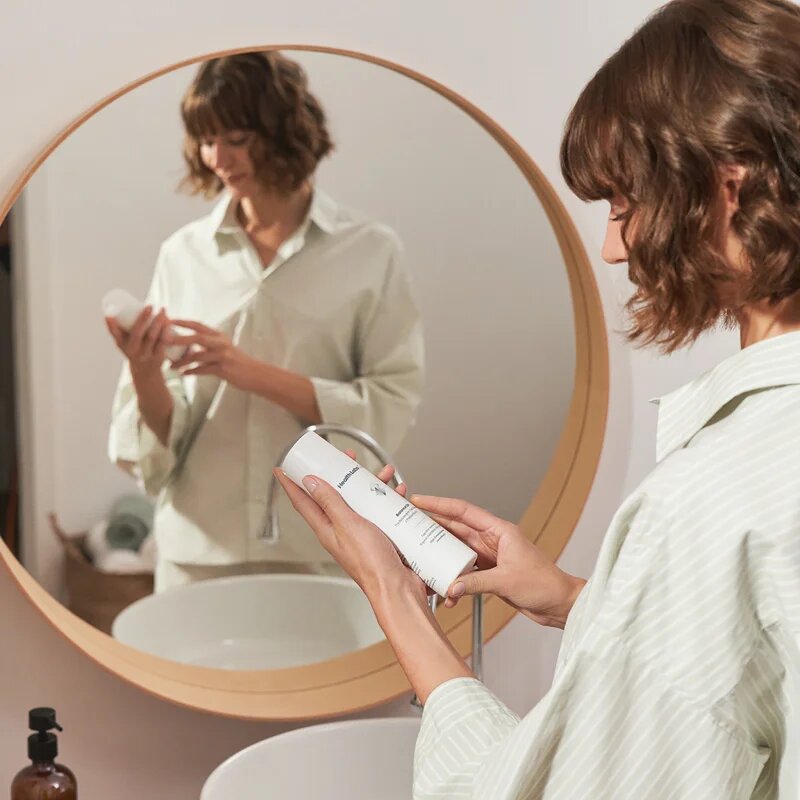Health Labs Care Balance On Shampoo hydratační šampon s prebiotiky 250 ml