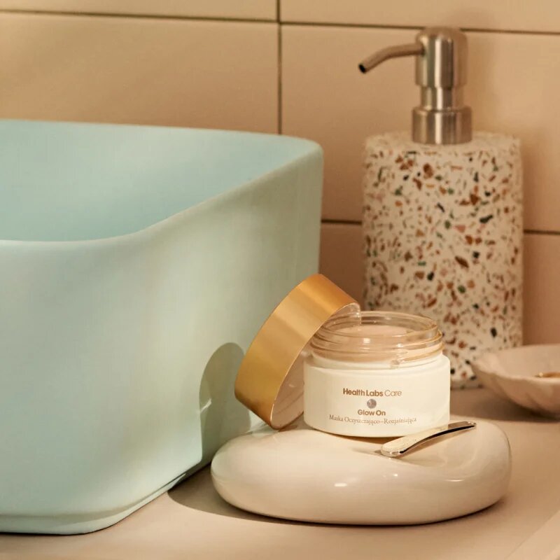 Health Labs Care Glow On Purifying and Brightening Mask čisticí a rozjasňující pleťová maska 50 ml