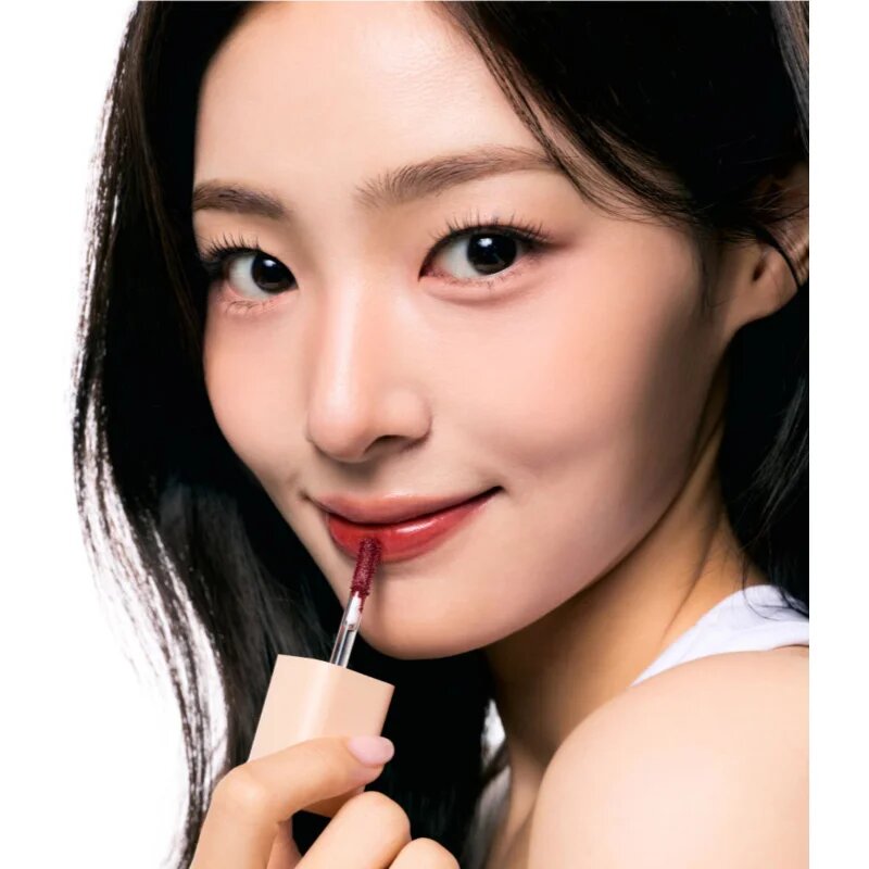 House of Hur Glowy Ampoule Tint dlouhotrvající lesk na rty s hydratačním účinkem odstín 02 Brown Red 4.5 g