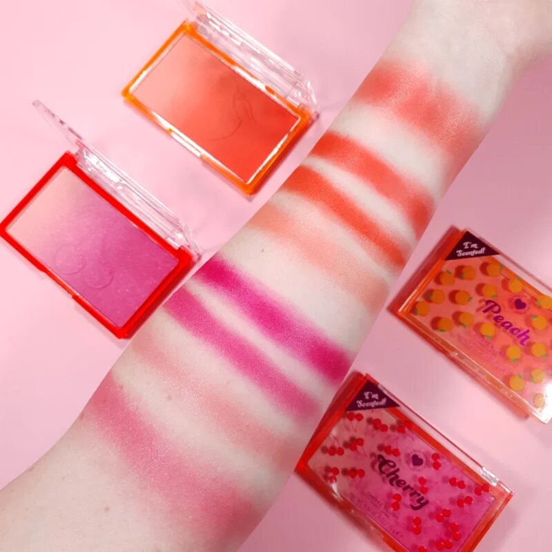 I Heart Revolution Ombre duo tvářenka odstín Cherry 15 g