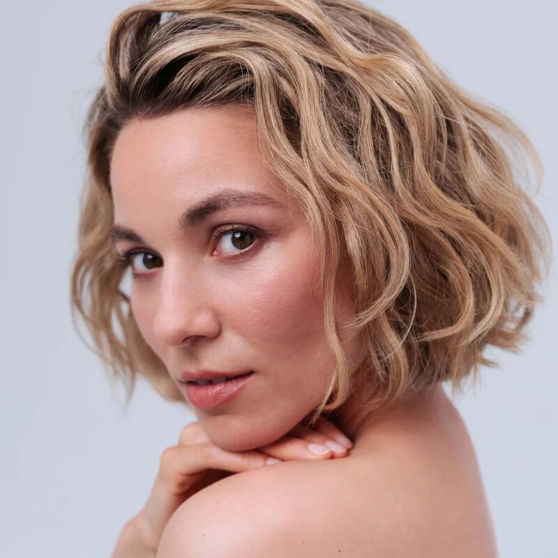 ICONIQUE Professional DREAMING BIG LIKE YOU Volume & Thickness kondicionér pro zvětšení objemu pro jemné vlasy 250 ml