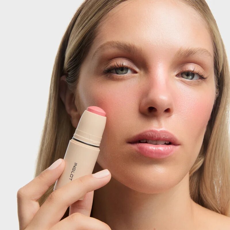 Inglot Cream Stick Blush krémová tvářenka v tyčince odstín Delicate Coral 210 6.2 g