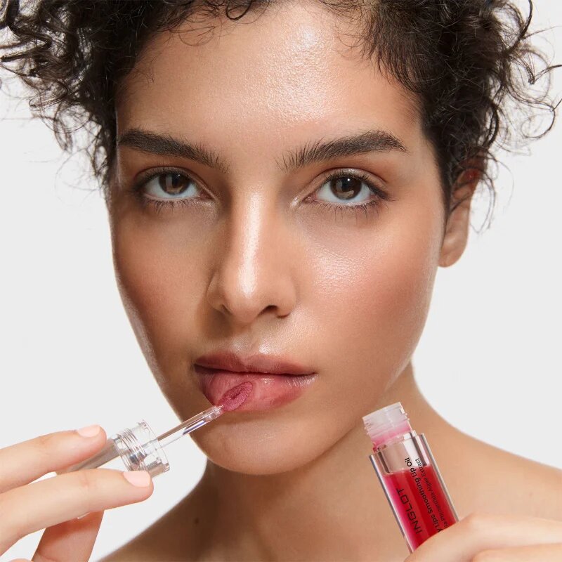 Inglot Juicy Lips Smoothing Lip Oil hydratační olej na rty odstín Wild Strawberry 4 ml