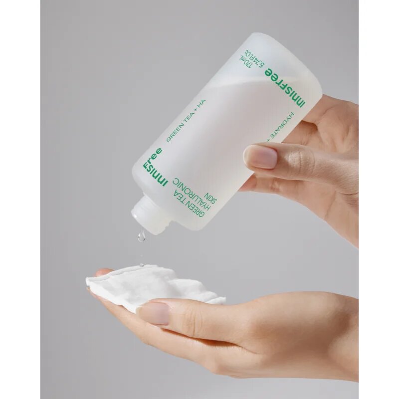innisfree Green Tea Hyaluronic Toner hydratační pleťové tonikum pro posílení kožní bariéry 150 ml