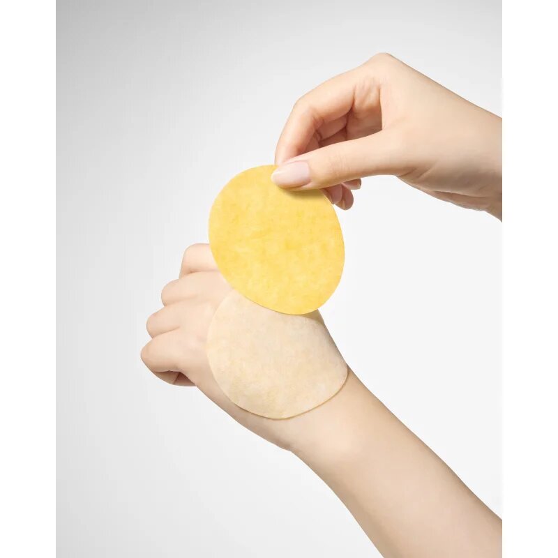 innisfree Green Tea Vitamin C Brightening Toner Pads tonizační polštářky pro rozjasnění a hydrataci 60 ks