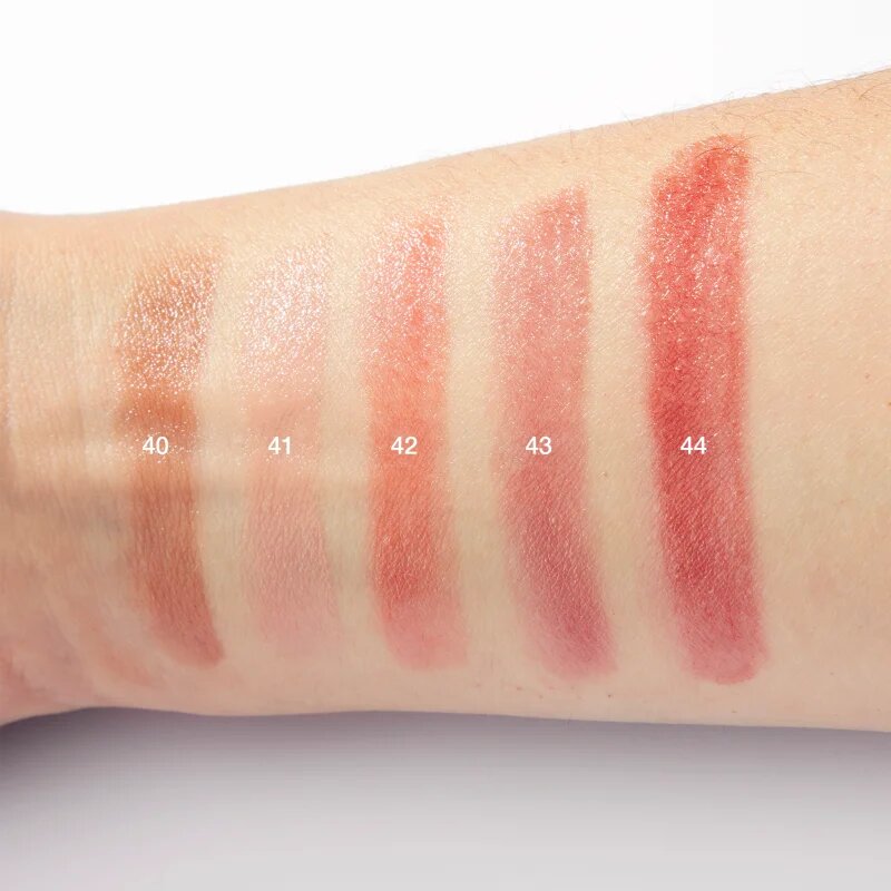 IsaDora Glossy Balm Hydrating Stylo tónovací hydratační balzám na rty odstín 41 Pink Silk 1.6 g