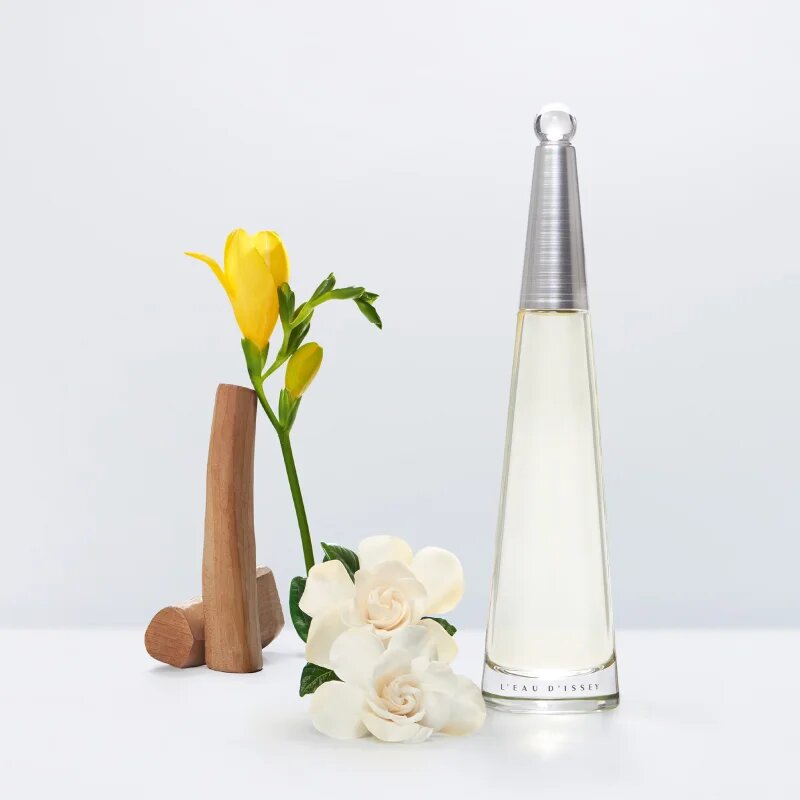 Issey Miyake L'Eau d'Issey parfémovaná voda pro ženy 50 ml