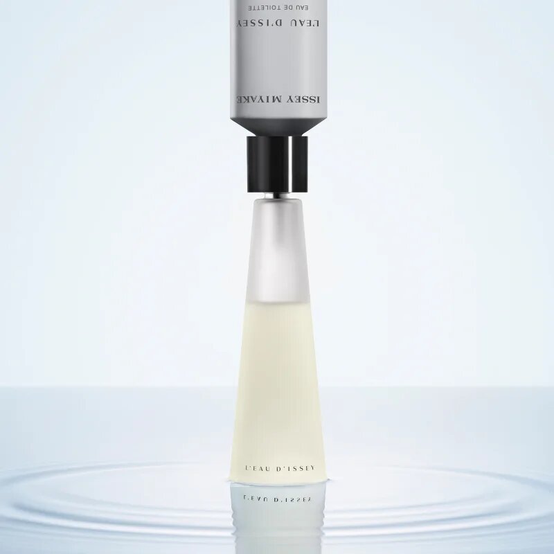 Issey Miyake L'Eau d'Issey toaletní voda pro ženy náhradní náplň 150 ml