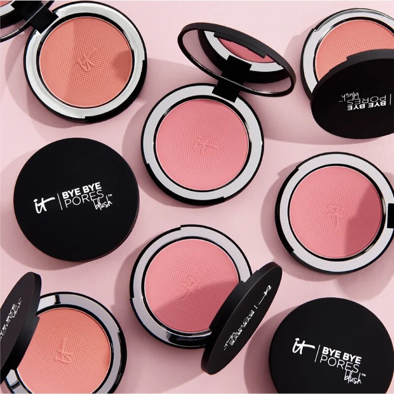 IT Cosmetics Bye Bye Pores Blush tvářenka odstín Naturally Pretty 5.44 g