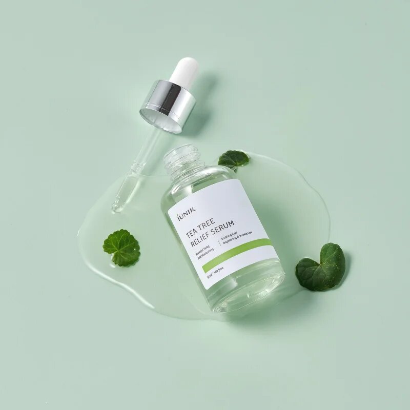 iUnik Tea Tree Relief Serum zklidňující pleťové sérum pro citlivou pleť se sklonem k akné 50 ml