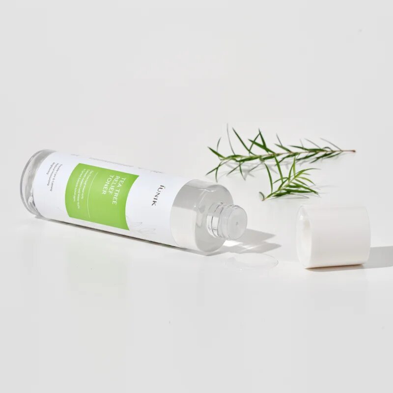 iUnik Tea Tree zklidňující tonikum pro citlivou pleť se sklonem k akné 200 ml