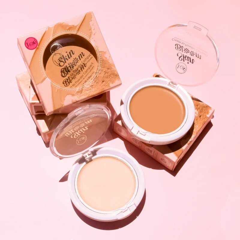 J.Cat Beauty Skin Bloom krémový kompaktní make-up pro plné krytí odstín 105 Taupe 7.5 g