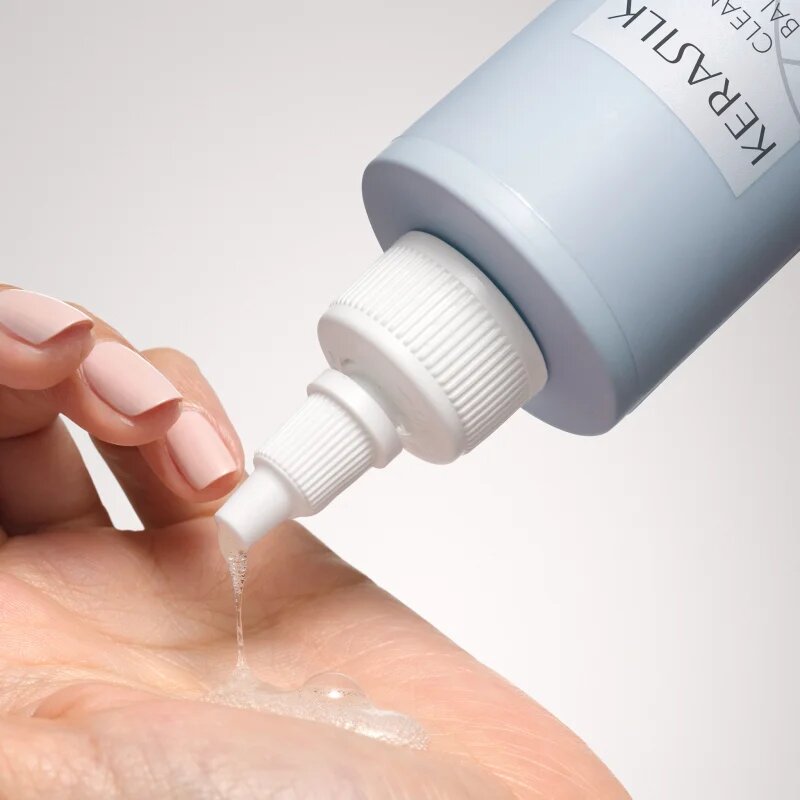 KERASILK Specialists Exfoliating Scalp & Hair Treatment předšamponová péče s exfoliačním účinkem 200 ml