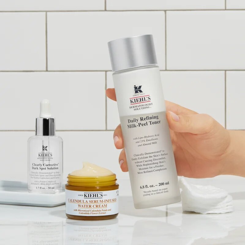 Kiehl's Daily Refining Milk-Peel Toner jemné exfoliační tonikum pro všechny typy pleti včetně citlivé 200 ml