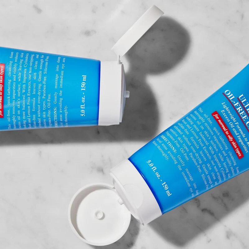 Kiehl's Ultra Facial Oil-Free Cleanser osvěžující čisticí pěna pro normální až mastnou pleť 150 ml