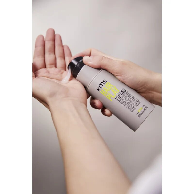 KMS Hair Play Liquid Wax vosk na vlasy pro fixaci a tvar 100 ml