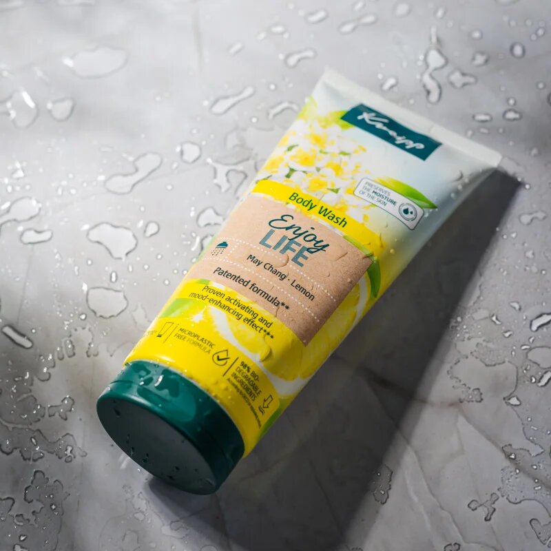 Kneipp Enjoy Life povzbuzující sprchový gel Litsea Cubeba & Lemon 200 ml
