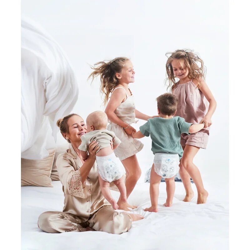 Kolorky Deluxe Velvet Pants Night Sleepy jednorázové plenkové kalhotky na noc L 8-13 kg 19 ks