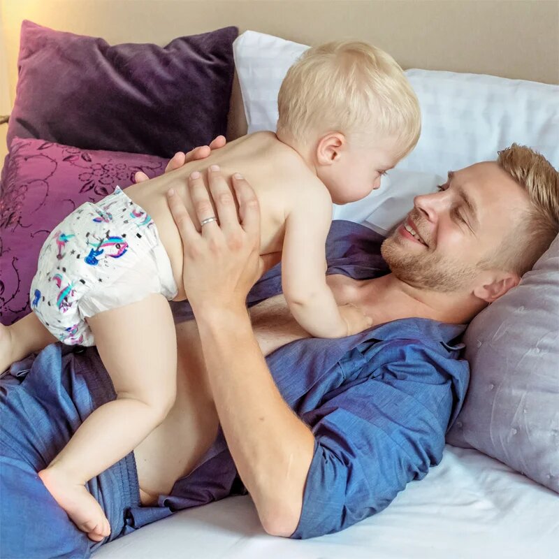 Kolorky Night Unicorn jednorázové EKO pleny pro kompletní ochranu v průběhu noci velikost M 5-8 Kg 21 ks