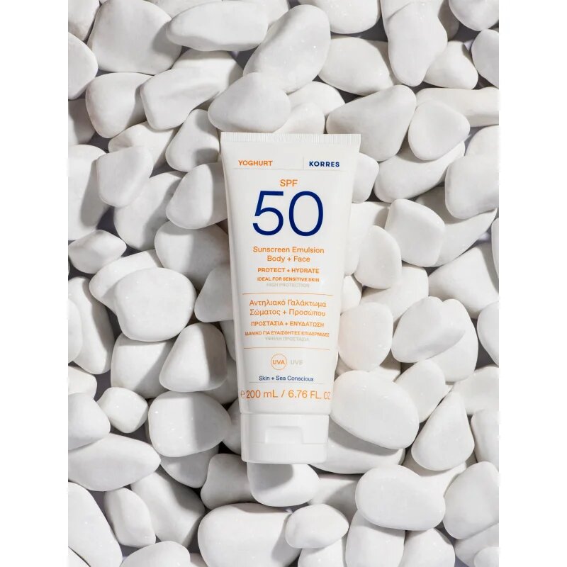 Korres Yoghurt Sunscreen opalovací emulze s hydratačním účinkem SPF 50 200 ml