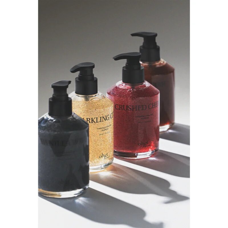 KUNDAL Objet Exfoliating & Waterfull Hand Wash exfoliační tekuté mýdlo na ruce s vůní Crushed Cherry 380 ml