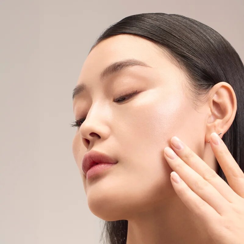 La Prairie White Caviar Essence Extraordinaire rozjasňující gel se zpevňujícím účinkem 150 ml